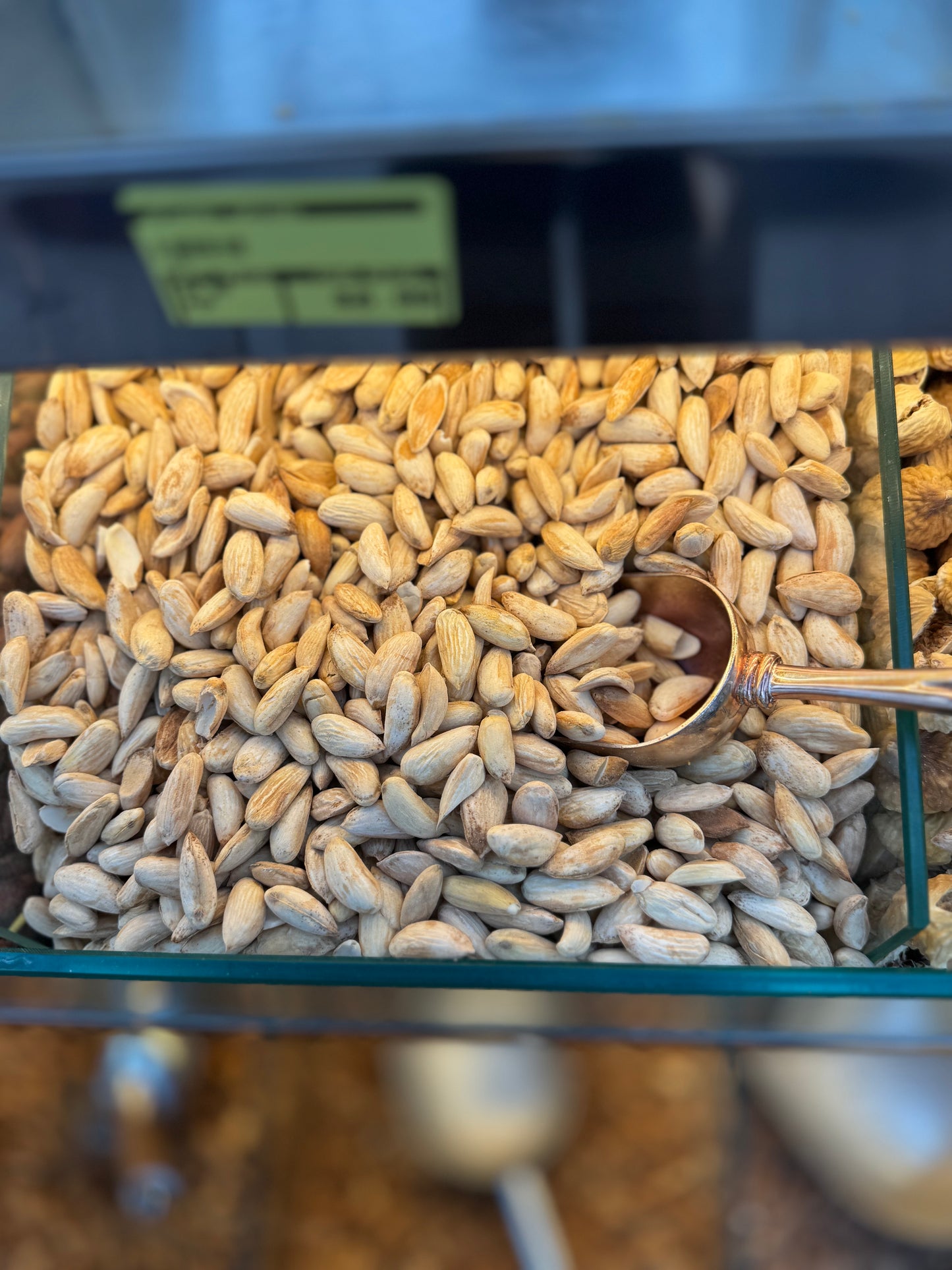 Almonds Blanched Whole (29.99/lb)