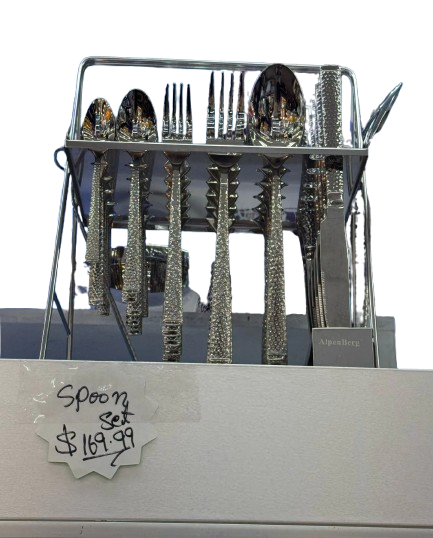 AlpenBerg 24-Piece Silver Flatware Set with Stand – Diamond-Cut Design