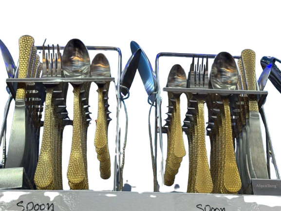 AlpenBerg 24-Piece Gold Flatware Set with Stand – Hammered Design