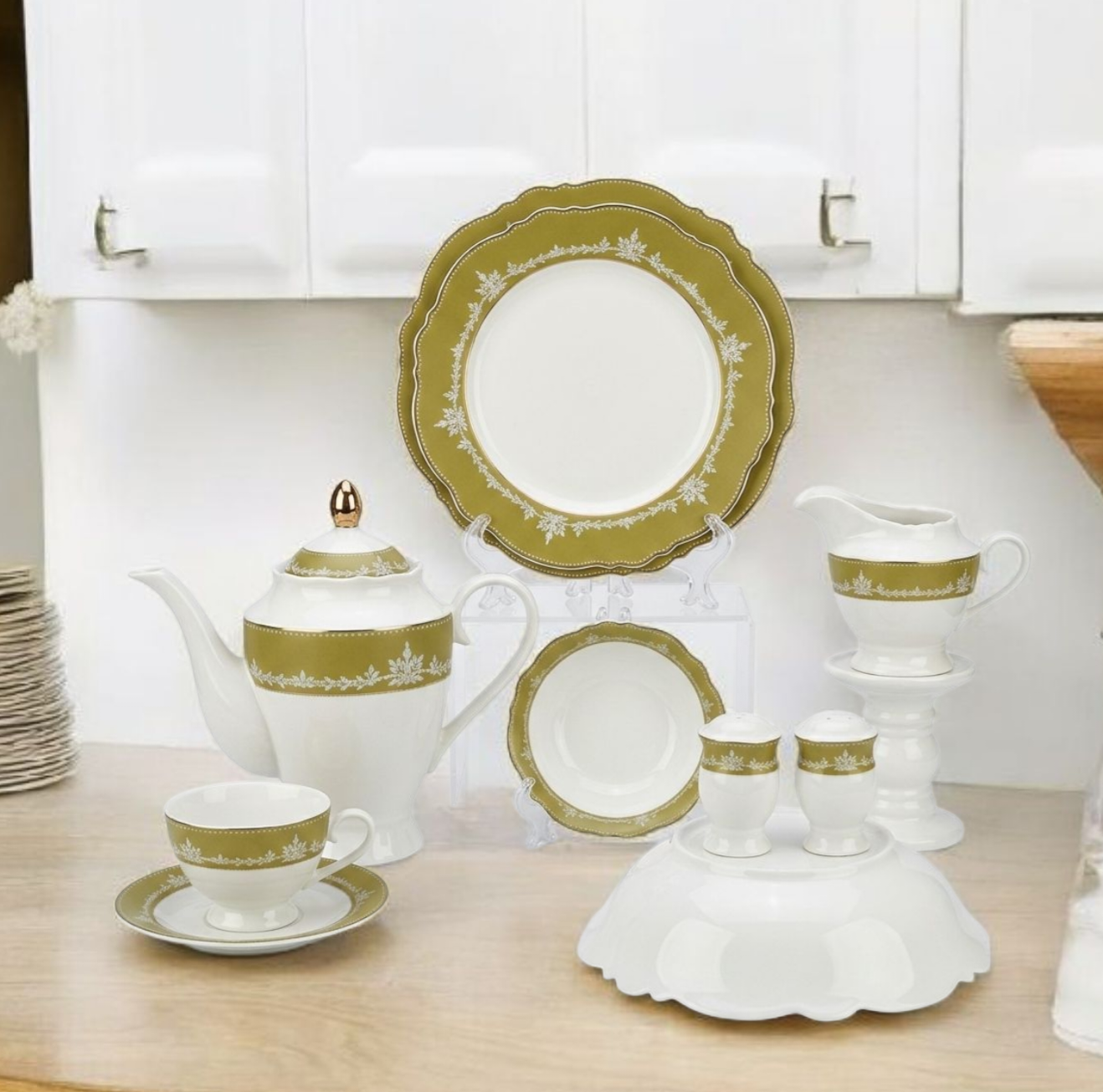 Olive Heritage Porcelain Dining Collection