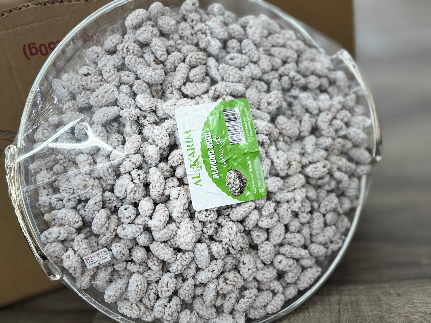 Nuql – Sugar-Coated Almonds نقل بادامی