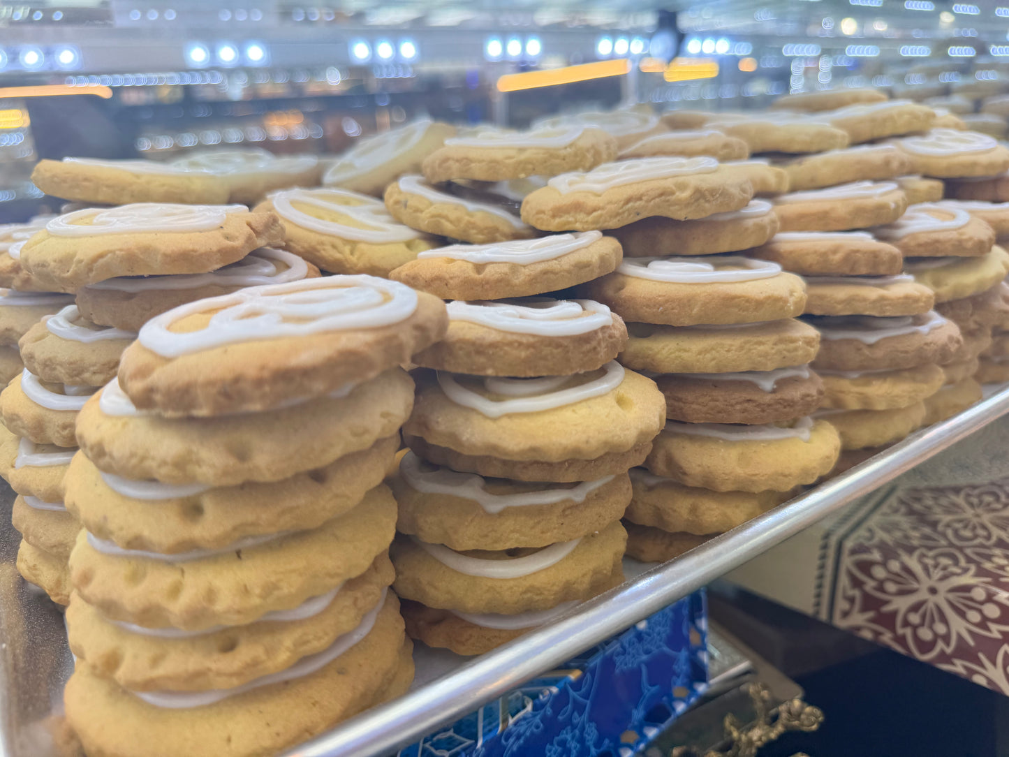 Afghan Vanilla Iced Sandwich Cookies – 12.99/lb