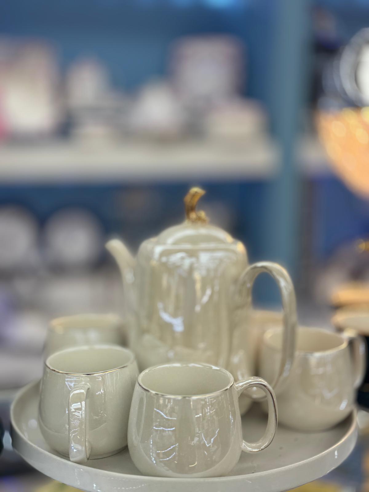 Pearl White Porcelain Tea Set – Elegant Teapot & Cup Set with Serving Tray
