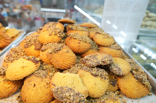 Chocolate-Dipped Walnut Swirl Cookies – 10.99/lb